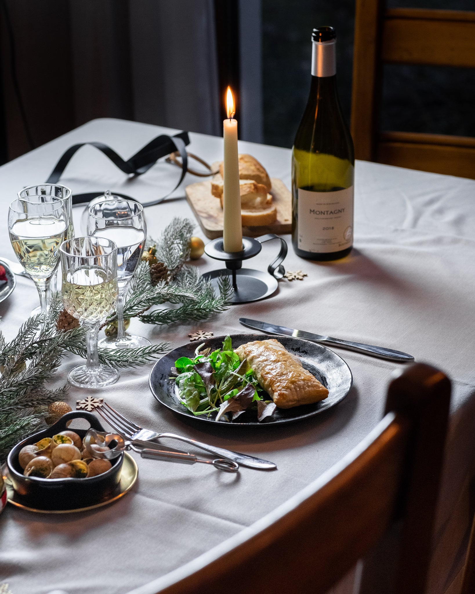 Recette Noël - Feuilleté aux escargots, échalotes caramélisées et sauce au vin rouge